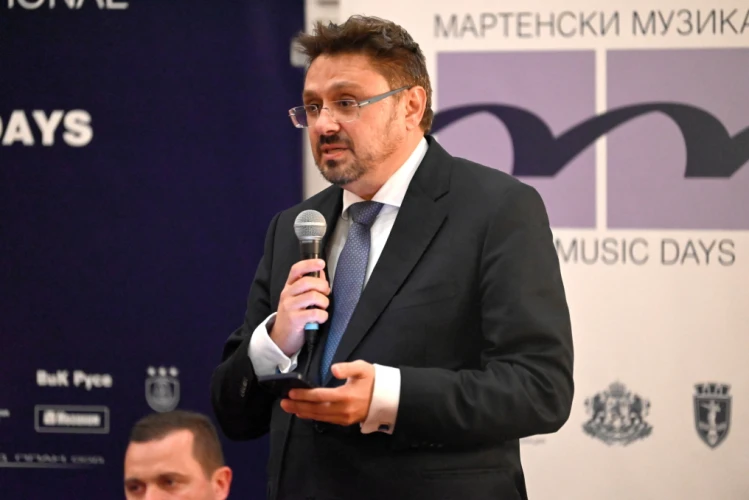 Представяне на тематичен брой на списание "ЛИК", посветен на "Мартенски музикални дни"